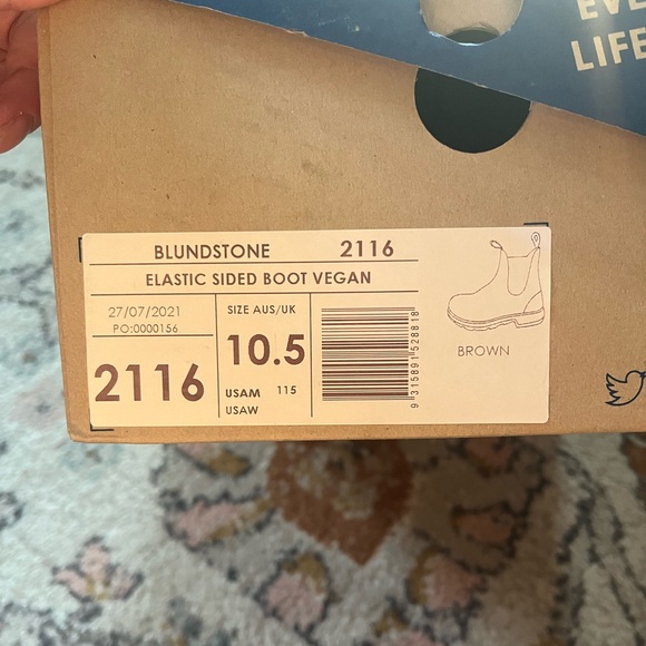 New Blundstones - Picture 5 of 5